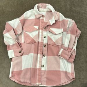 H&M pink plaid button down jacket. Front pockets. Color- pink/white. Size- 8yr